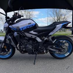 Yamaha MT09  Saint-Marcel