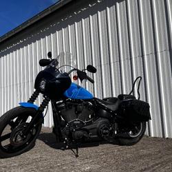 Harley Davidson Street bob  Orthez