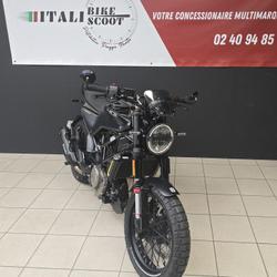 Husqvarna Svartpilen  Rez&eacute;