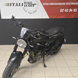 Husqvarna Svartpilen  Rez&eacute;