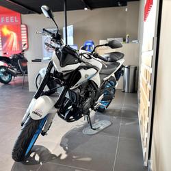 Yamaha MT03  Besan&ccedil;on