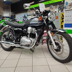 Kawasaki W 800  Saint-Quentin