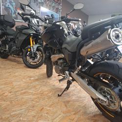 Yamaha MT03  Tr&eacute;gueux