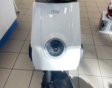 Niu M1 Tours