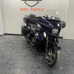 Harley Davidson Street Glide  Paris 11e Arrondissement