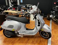 Vespa GTS SEYNOD