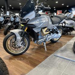 Guzzi V10  M&eacute;rignac