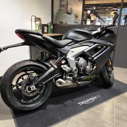 Triumph Daytona  Montlh&eacute;ry