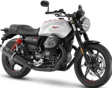 Guzzi V7 Nanterre