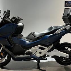 Honda Forza  Saint-Martin-d'H&egrave;res