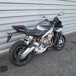 Aprilia Tuono  Auch