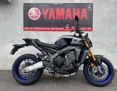 Yamaha MT09 Orange