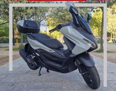 Honda Forza Paris 14e Arrondissement