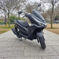 Honda PCX  Paris 14e Arrondissement
