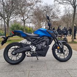 Honda CBR  Paris 14e Arrondissement