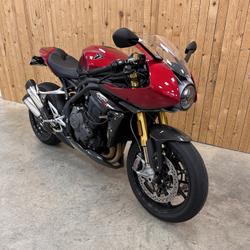 Triumph Speed Triple  Valence