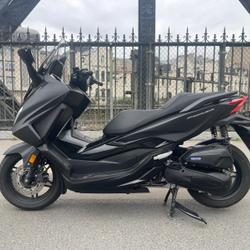 Honda Forza  Paris 10e Arrondissement
