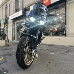 Guzzi V10  Paris 11e Arrondissement