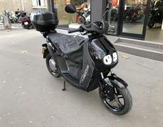 Yamaha Neo's Paris 17e Arrondissement