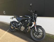 Husqvarna Svartpilen Quimper