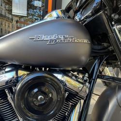 Harley Davidson Street Glide  Paris 11e Arrondissement