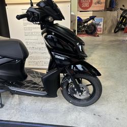 Yamaha YZ  La Garenne-Colombes