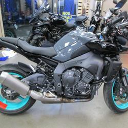 Yamaha MT10  Villeneuve-d'Entraunes