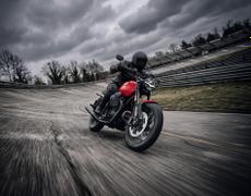 Guzzi V7 Eckbolsheim