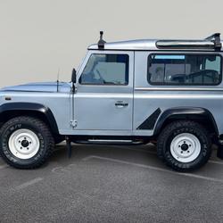 Land Rover Defender DEFENDER 90 HARD TOP MARK IV E Ergu&eacute;-Gab&eacute;ric