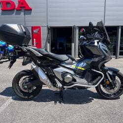 Honda X-ADV  Saint-Martin-d'H&egrave;res