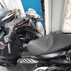 Piaggio MP3  Saint-Ouen-l'Aum&ocirc;ne