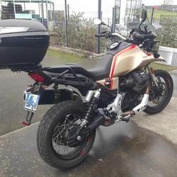 Guzzi V85 TT  Tr&eacute;gueux