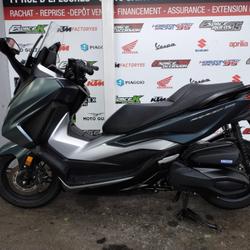Honda Forza  Saint-Ouen-l'Aum&ocirc;ne