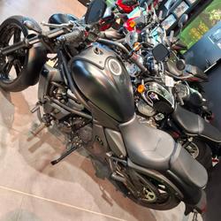 Kawasaki Vulcan 650  Tr&eacute;gueux