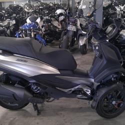 Piaggio MP3  Arles