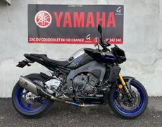 Yamaha MT10 Orange