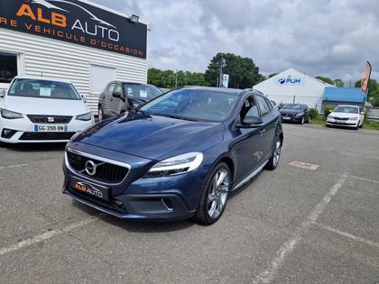 Volvo V40 Cross Country - D2 ADBLUE 120CH OVERSTA EDITION GEARTRONIC - 12 490 €