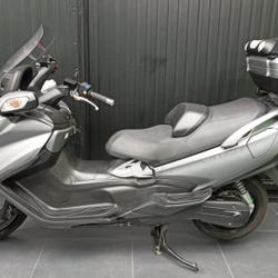 Suzuki Burgman  Saint-Thibault-des-Vignes