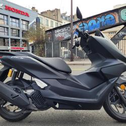 Honda PCX  Paris 10e Arrondissement