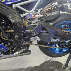 Yamaha YZF R1  B&eacute;ziers