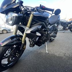 Triumph Street  Montlu&ccedil;on