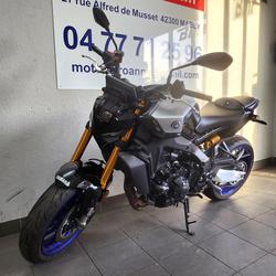 Yamaha MT09  Mably