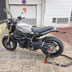 Autres Benelli  Issy-les-Moulineaux