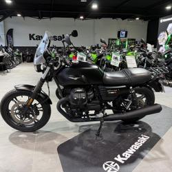 Guzzi V7  N&icirc;mes