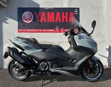 Yamaha T MAX Orange