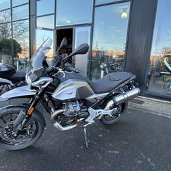 Guzzi V85 TT  Dury