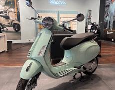 Vespa Primavera Paris 15e Arrondissement