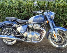 Royal-Enfield Classic Dommartin-lès-Toul