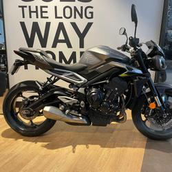 Triumph Street  Louveciennes