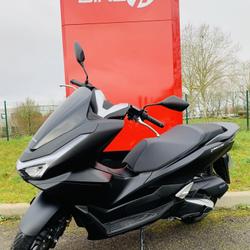 Honda PCX  Melun